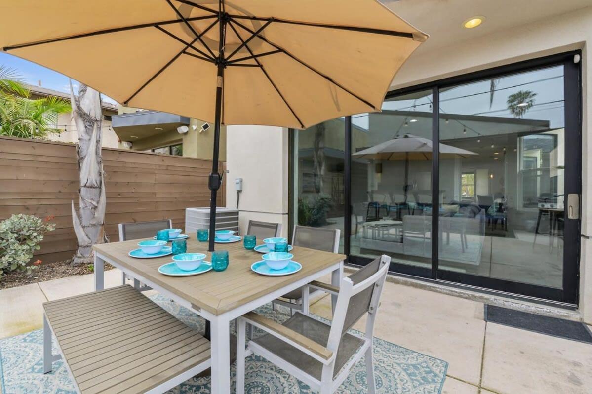Holiday home Beachside Bliss- 3-story Sleeps 12 San Diego