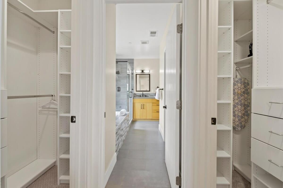 Beachside Bliss- 3-story Sleeps 12