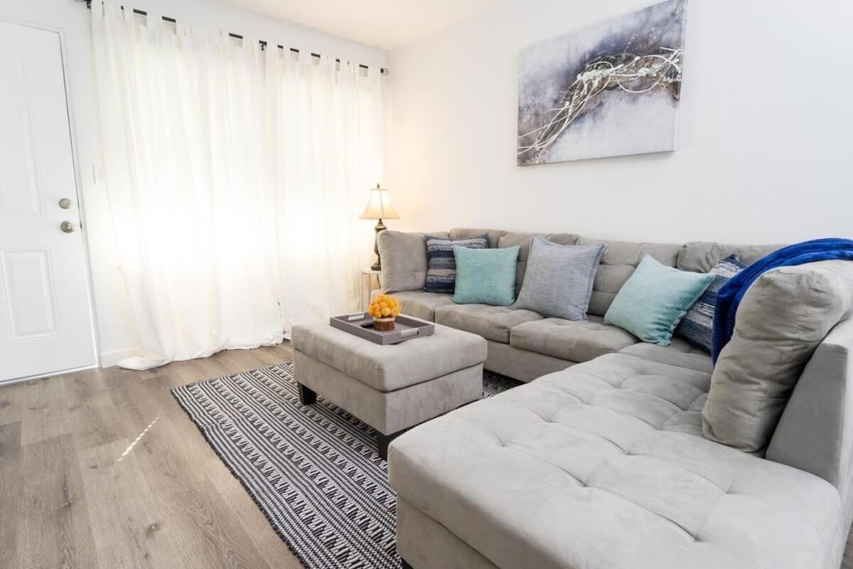 Сasa de vacaciones Nautical Point Loma Getaway - 7 Mins To Airport *