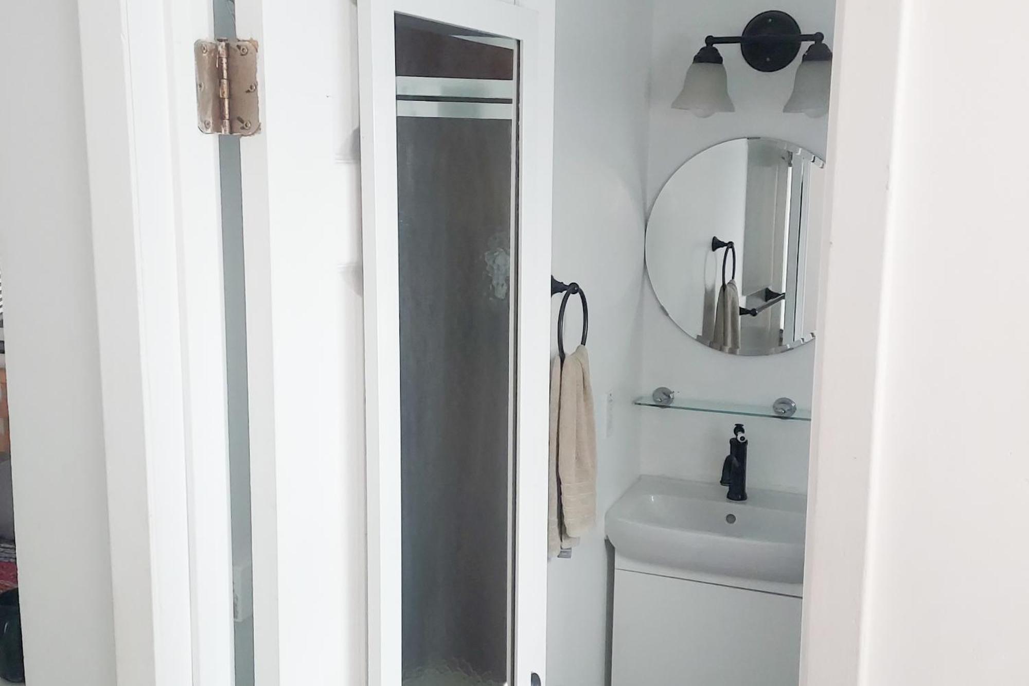 Pet-friendly Gem With Patio And Grill *