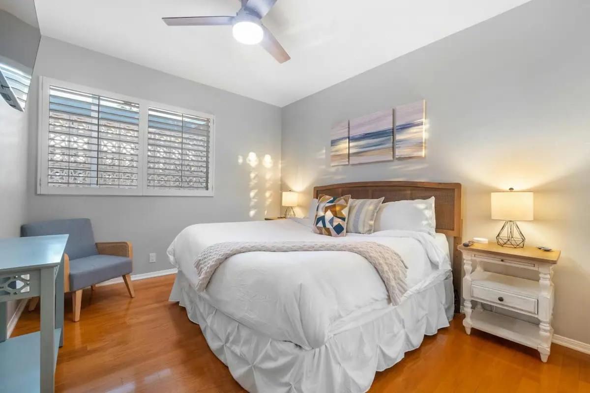 Holiday home Ocean View Gem With Rooftop Deck And Hot Tub