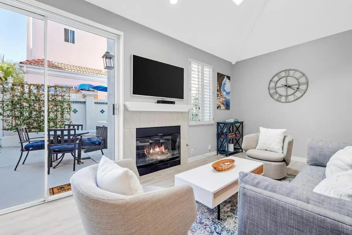 Holiday home Ocean View Gem With Rooftop Deck And Hot Tub *