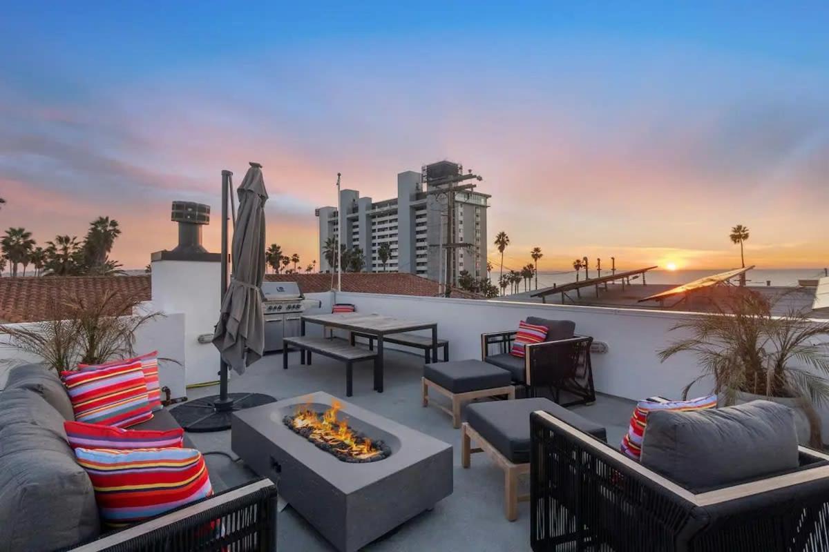 Ocean View Gem With Rooftop Deck And Hot Tub Holiday home San Diego