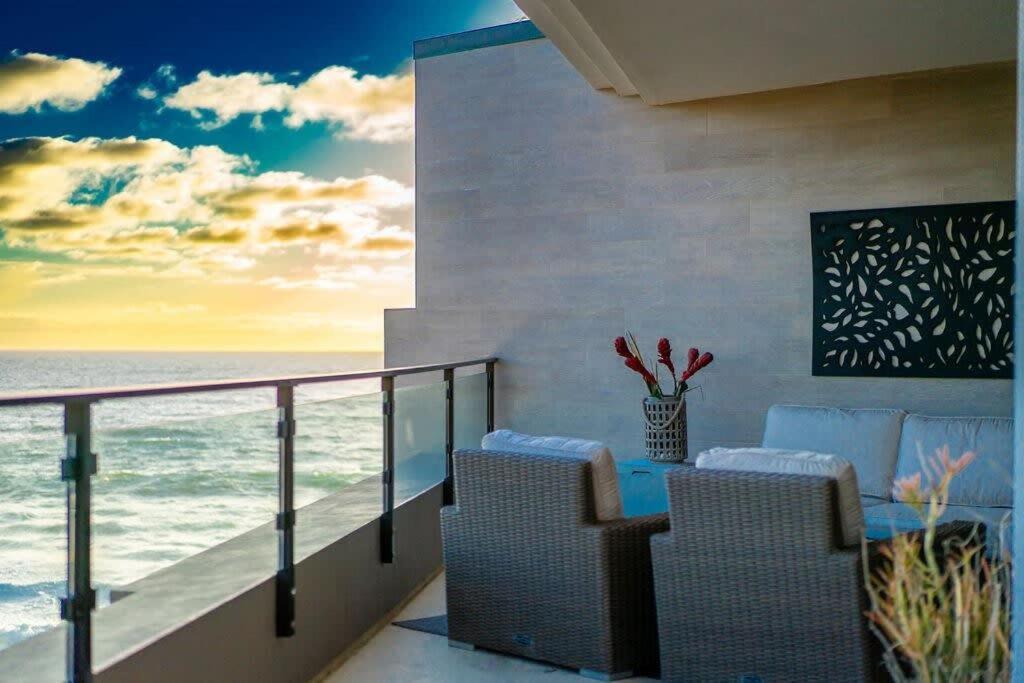 Beachside Paradise In Windansea *