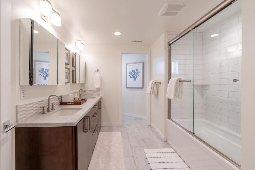 Beachside Paradise In Windansea San Diego