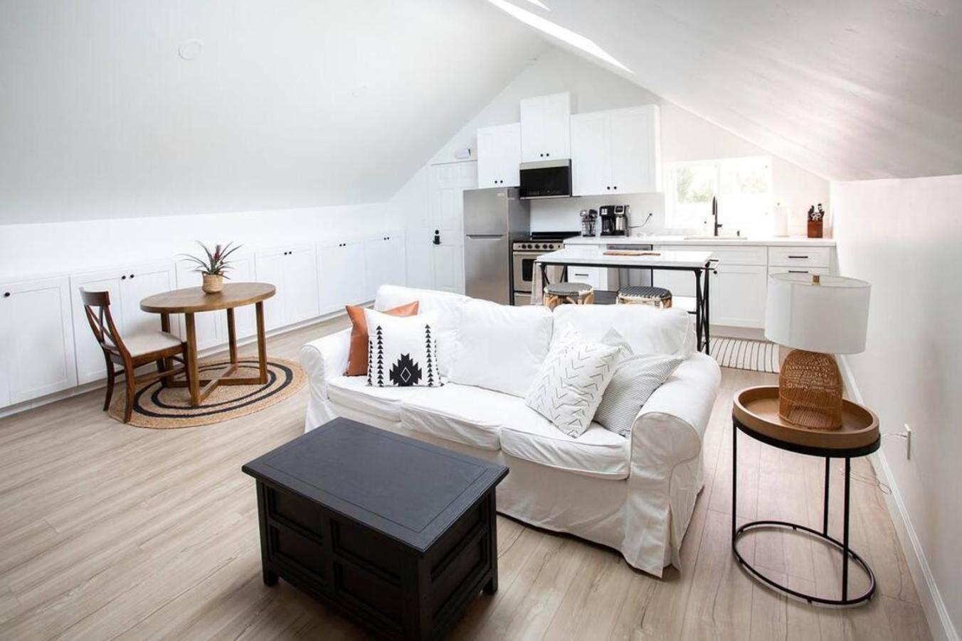Holiday home Sophisticated, Beautiful, Modern, King Bed San Diego