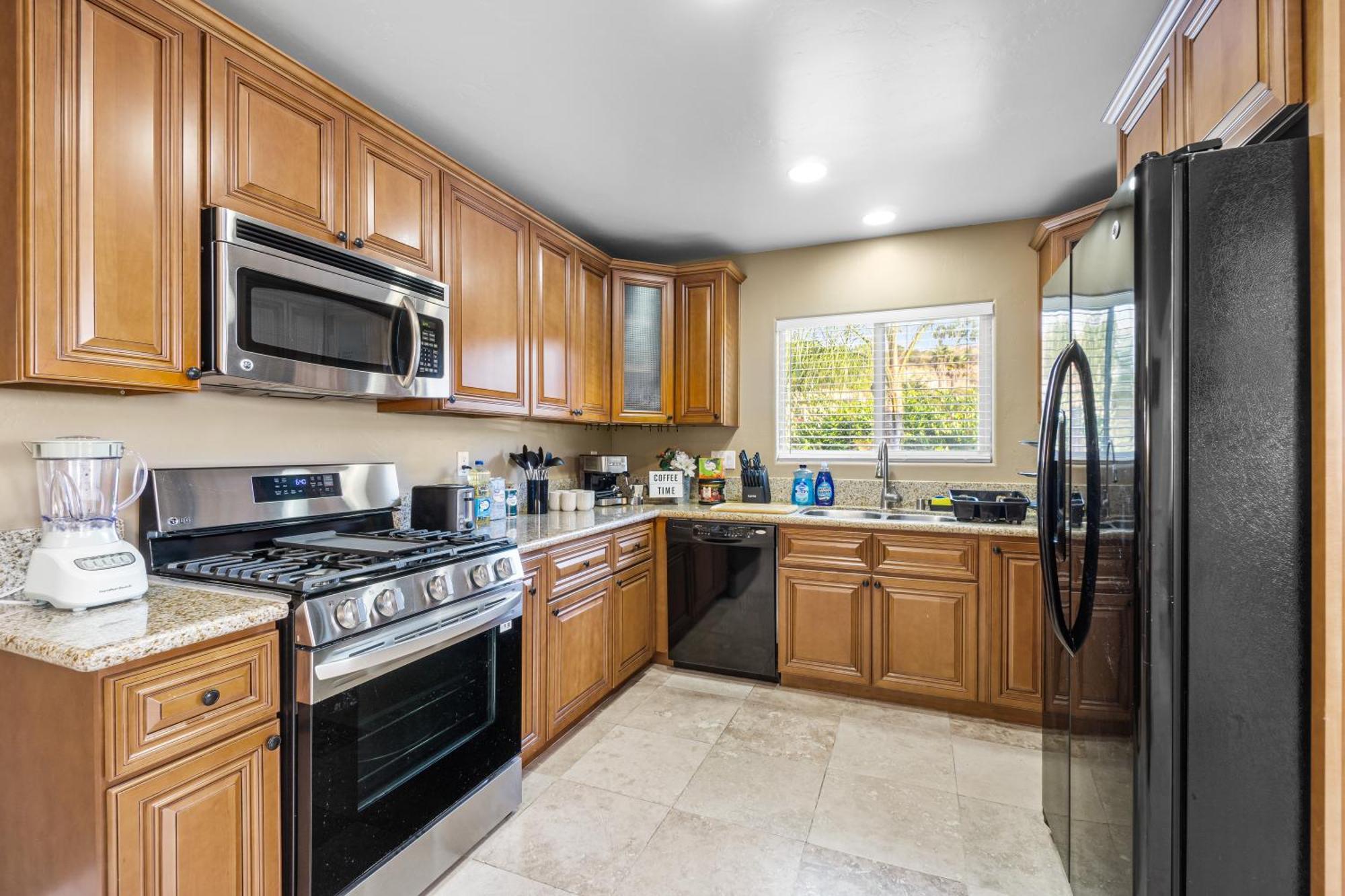 Entire Private 3-br Ranch-style With Backyard, Crib, King Bed, And Free Parking *