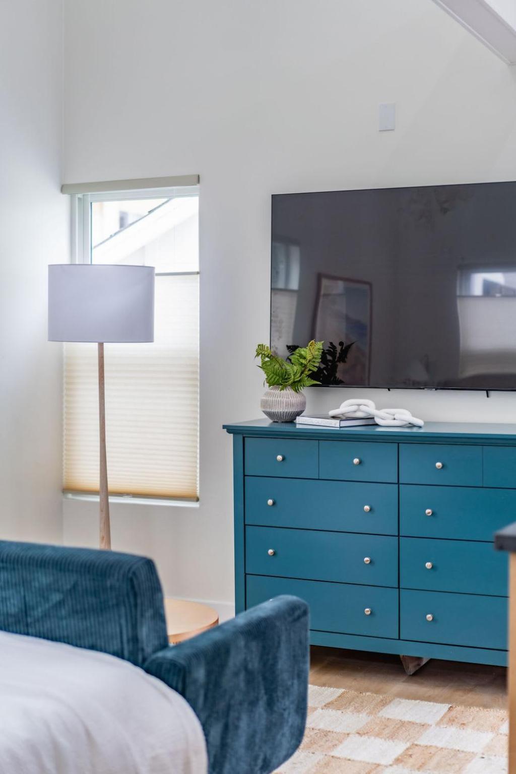 Swanky In Vibrant Hillcrest San Diego