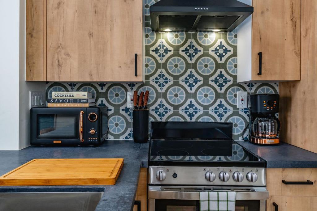 Swanky In Vibrant Hillcrest * San Diego