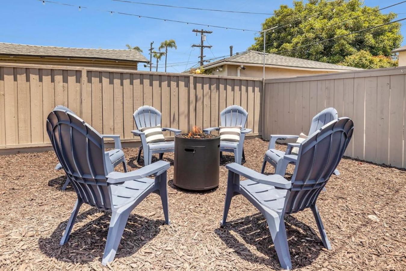 Holiday home Elegant 3br With Ac, Parking, & Close 2 Everything