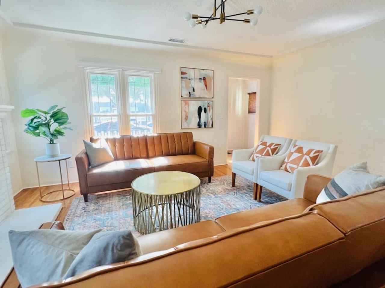 Elegant 3br With Ac, Parking, & Close 2 Everything Holiday home San Diego