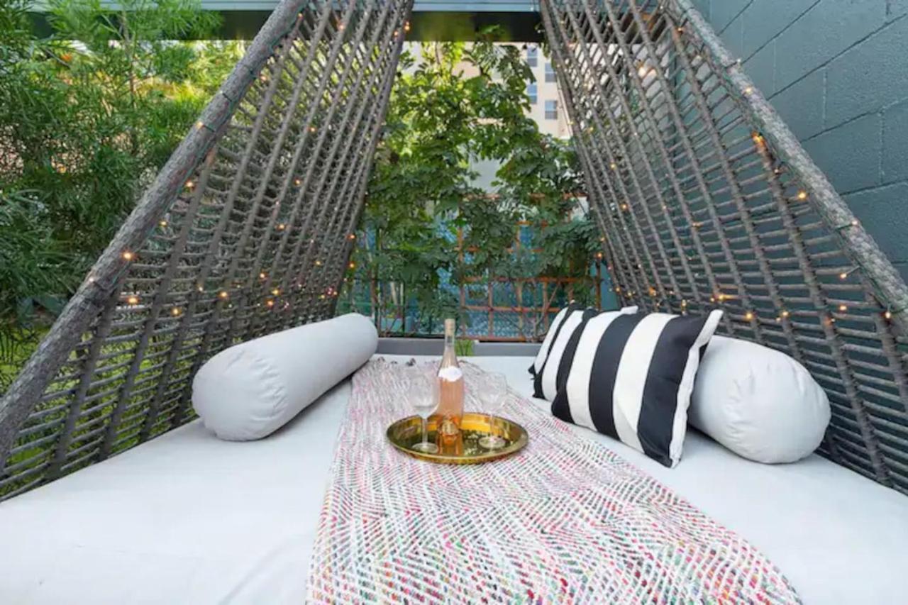 Quaint For 2 In The Heart Of Little Italy Holiday home