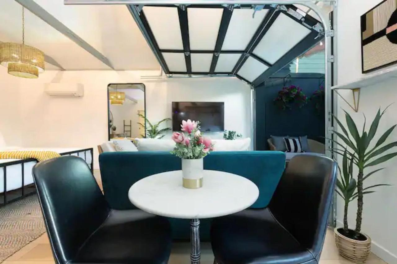 Quaint For 2 In The Heart Of Little Italy Holiday home San Diego
