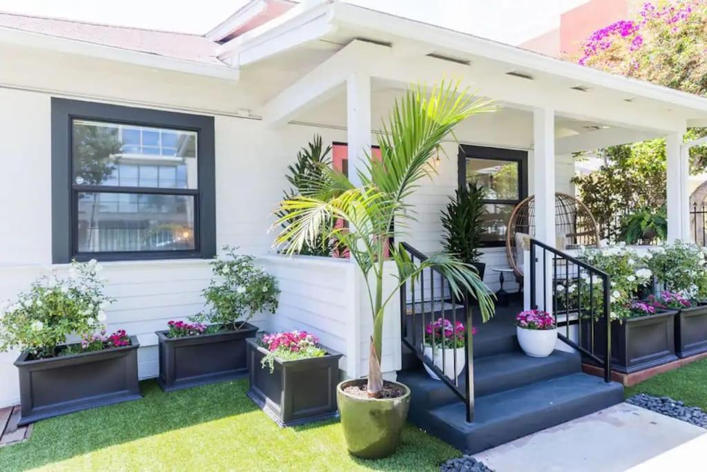 Little Italy 3bd With Huge Patio & Backyard