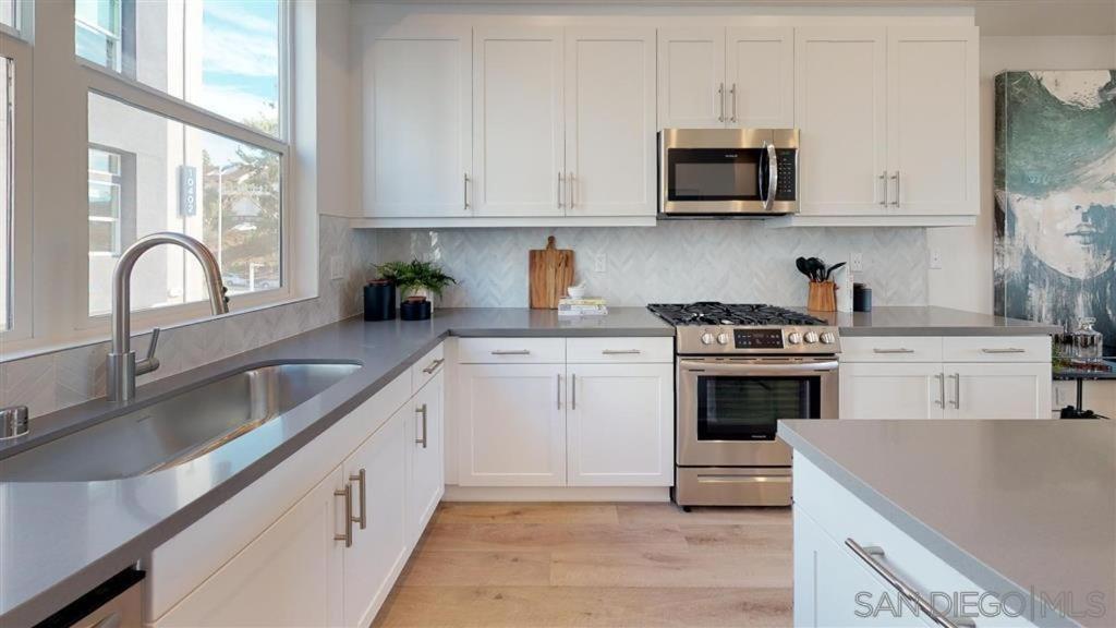Smitten By - 4-bed 3,5-bath *