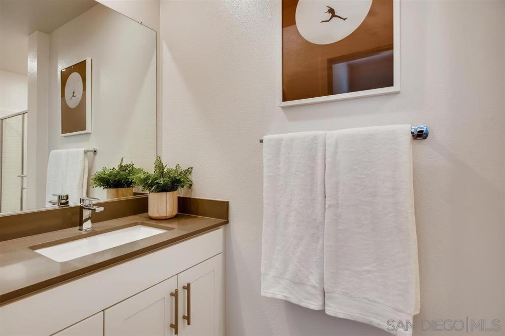 Smitten By - 4-bed 3,5-bath San Diego