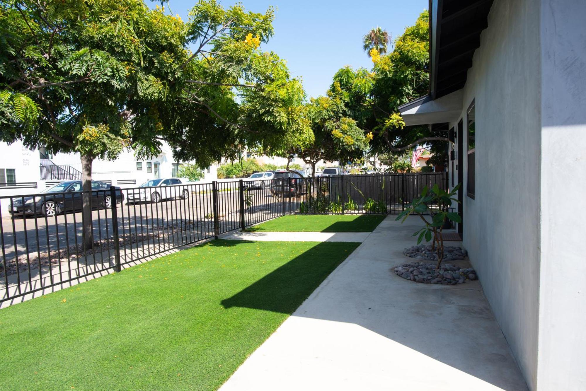Modern 1 Bedroom Steps 2beach Apartment San Diego