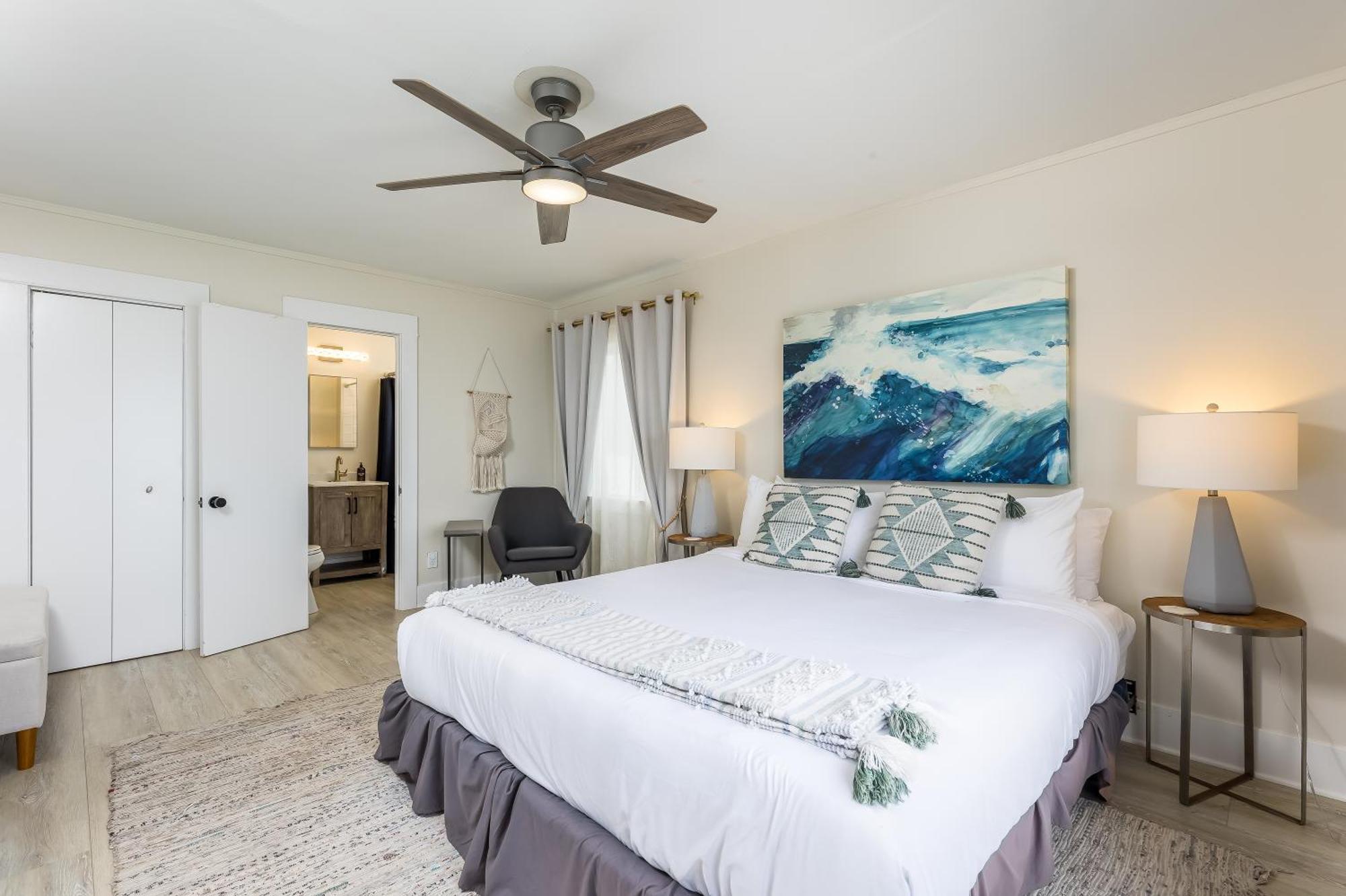 Oceanfront Paradise - Spa, Pet-friendly, Fast Wifi, Parking & Dream Views
