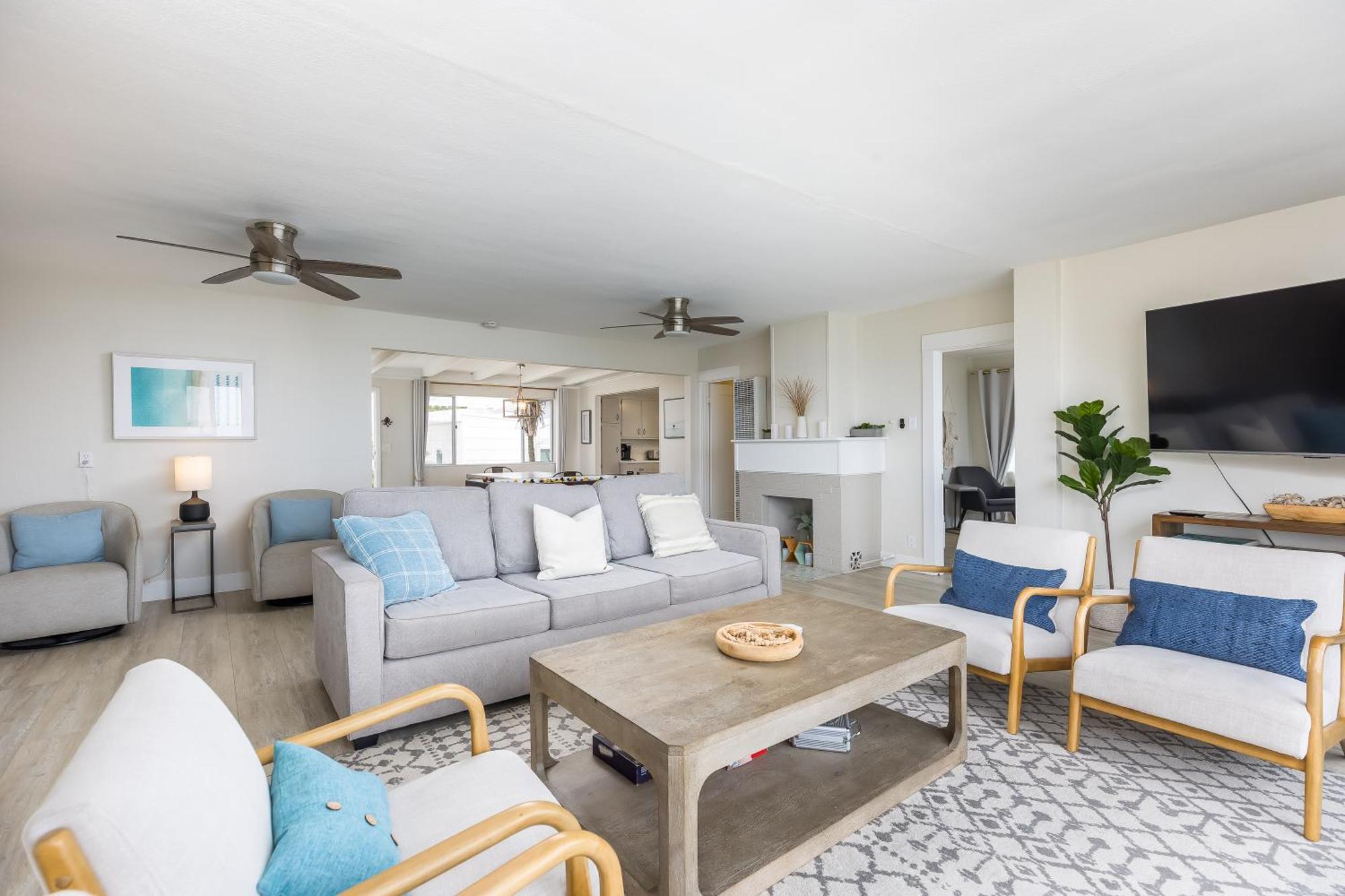 Oceanfront Paradise - Spa, Pet-friendly, Fast Wifi, Parking & Dream Views Holiday home San Diego