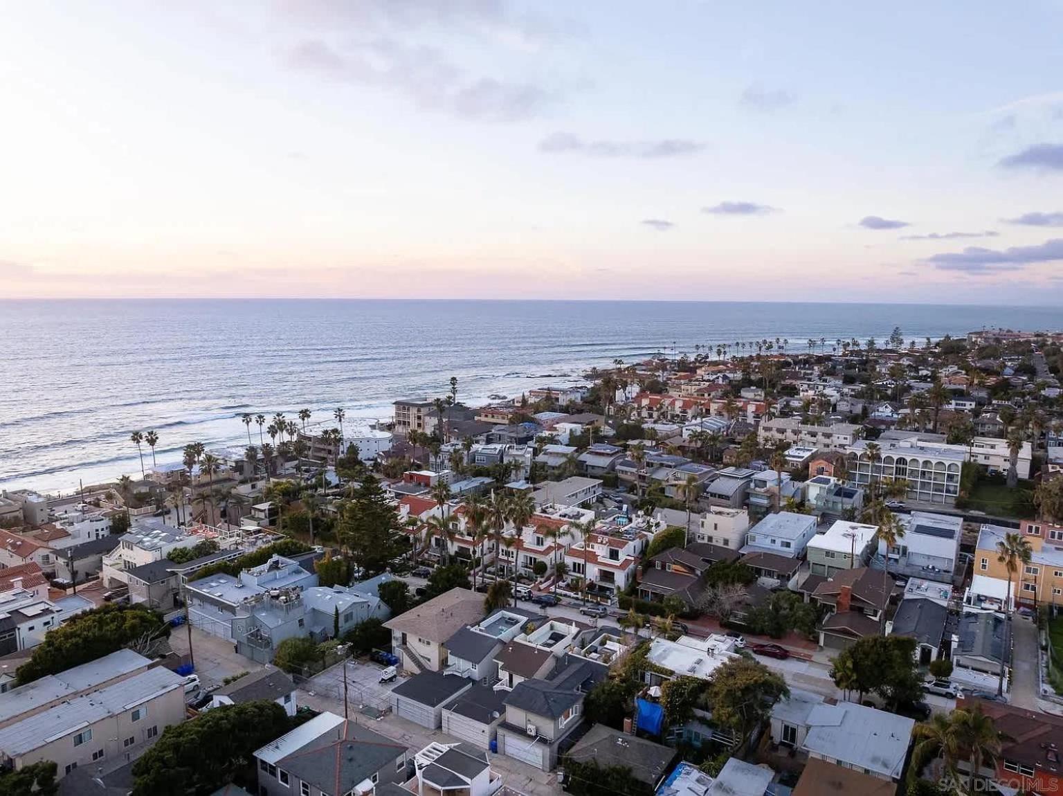 Holiday home Nantucket-style - Steps To Rooftop Deck Ocean Views San Diego