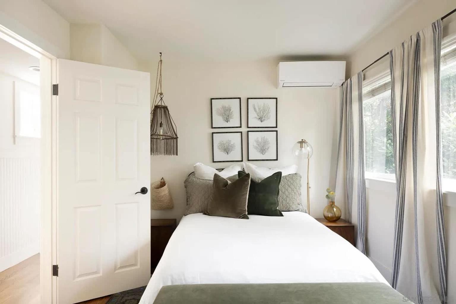 Holiday home Nantucket-style - Steps To Rooftop Deck Ocean Views *