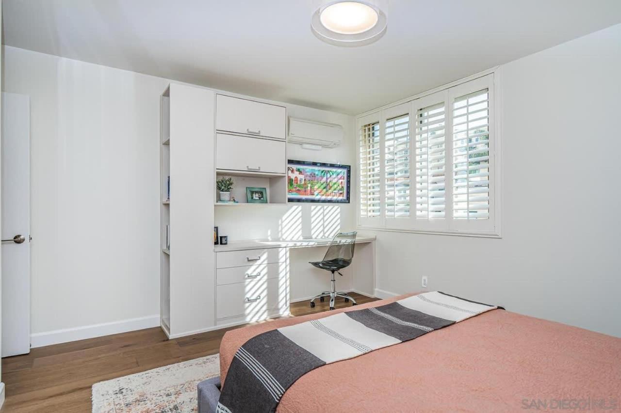 Holiday home Floor Oceanfront