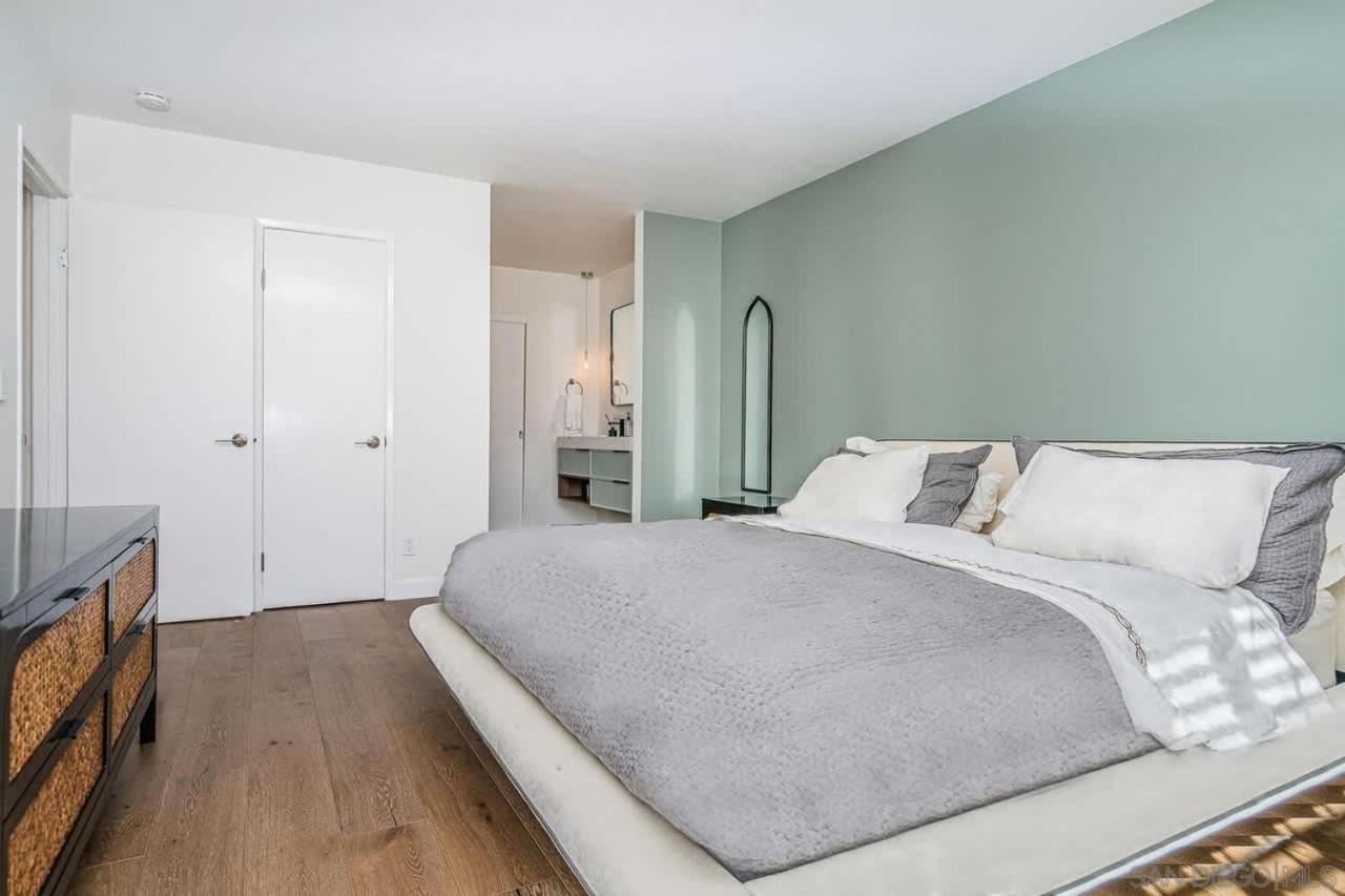 Holiday home Floor Oceanfront *