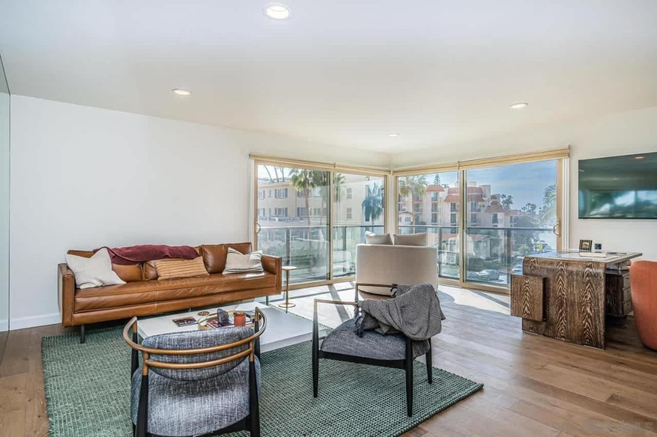 Holiday home Floor Oceanfront *