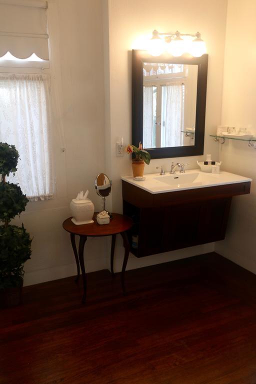 Bed and breakfast The At La Jolla 4*