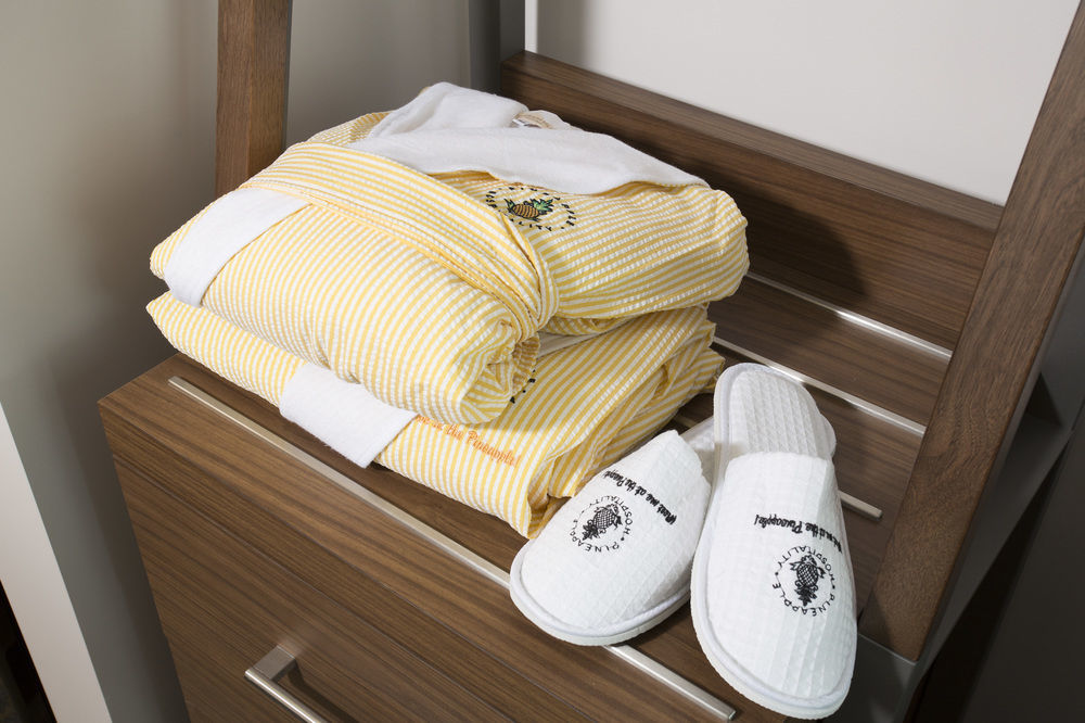 Staypineapple, Z, Gaslamp Hotel 3*