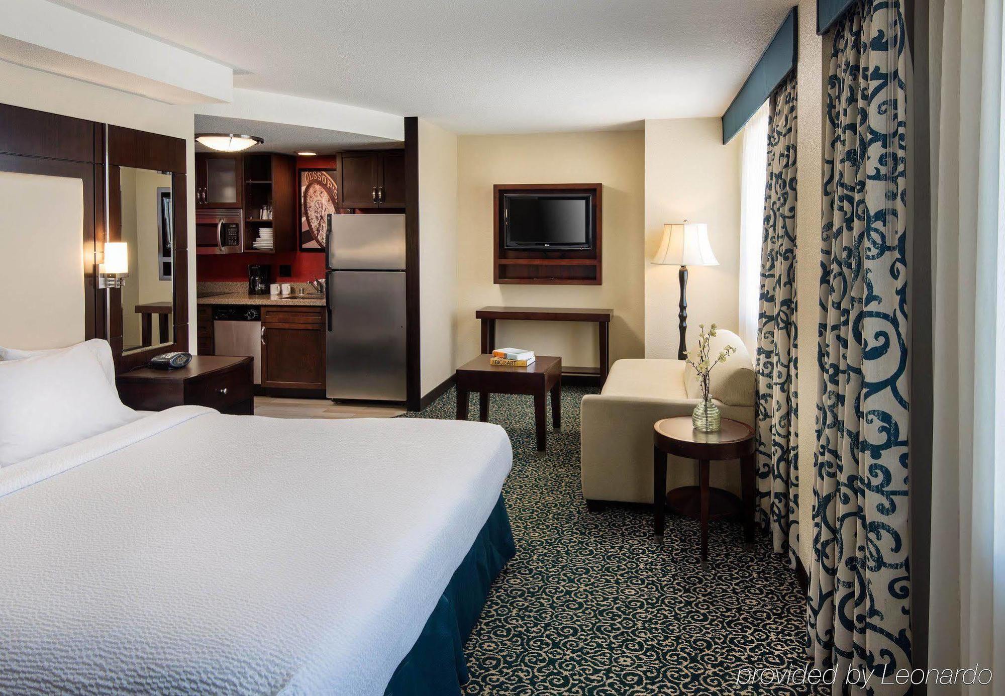 Hotel By Marriott Downtown/gaslamp Quarter 3*