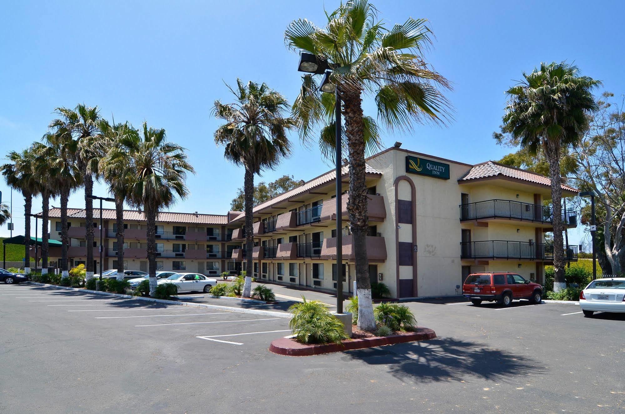 Quality I-5 Naval Base Inn 2*