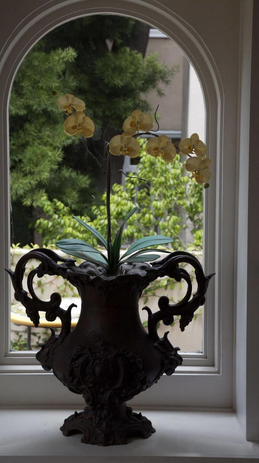 The At La Jolla Bed and breakfast San Diego