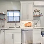 Dog-Friendly San Diego Home - 1 Mi To Ocean Beach