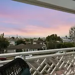 Coastal La Jolla Luxury W Ac, Patios, & Massive Ocean Views!