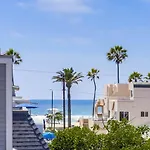 Stunning Ocean View Home W Rooftop Terrace, Firepit, Fast Wifi, Ac & Parking!