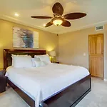 Rooftop Paradise W Private Patio, Garage & Ac