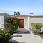 Birdrock Paradise W Private Pool& Spa, Ac, Fast Wifi & Yard!