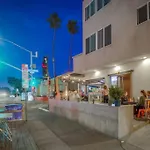 Ocean View Blue Mission Beach Paradise
