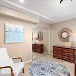 Rooftop Paradise W Private Patio, Garage & Ac