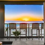 B5394 South Beach 5