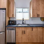 Newly Remodeled Uptown Chic