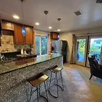 Guesthouse In Coastal Del Mar, California