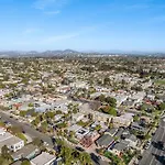 Navigate Stays Laid-Back Kensington Guest House