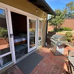 On Site Parking King Master Suite Ucsd Walk