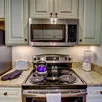 Sunshine Suites At Hillcrest