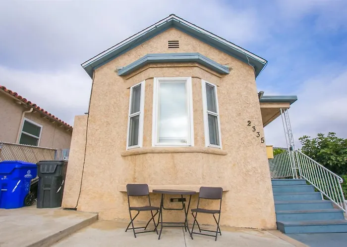 3Bd Little Italy Cottage A++ Location