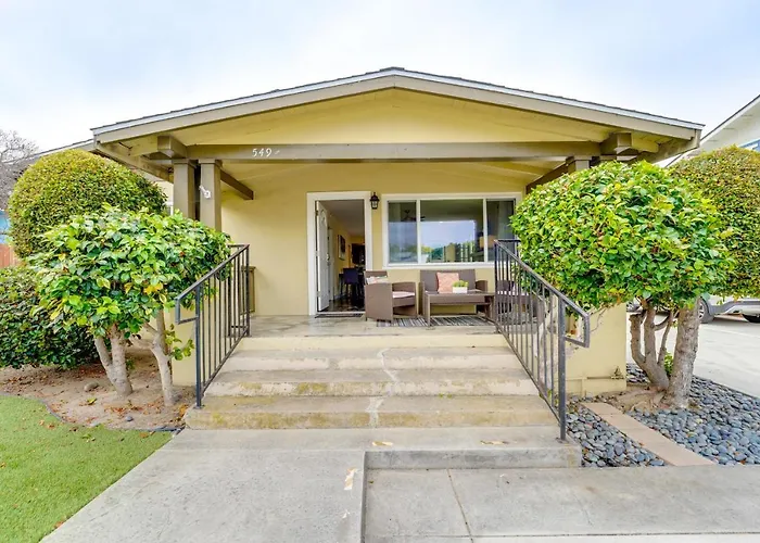 La Jolla Oasis - Pet Friendly, Large Backyard, Walk2Beach & Location!