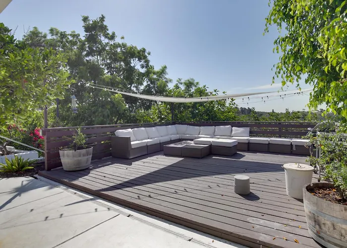 San Diego Gem With Private Hot Tub, Close To Dtwn!