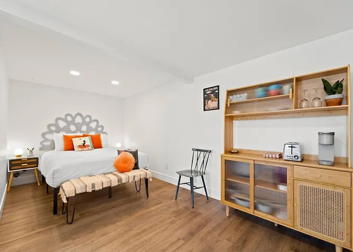 Polk Casita By Rather Be Properties